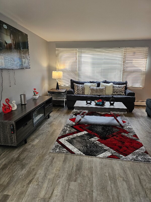 Foto del edificio - 4043 W 63rd St