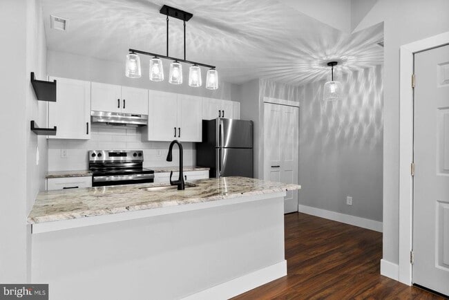 Foto del edificio - 118 Ashton Ct