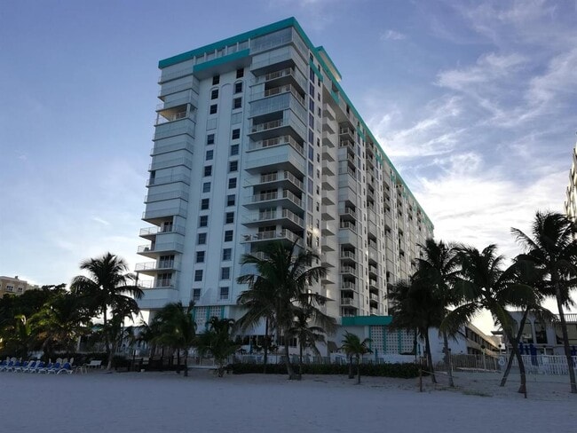 Building Photo - 1010 S Ocean Blvd