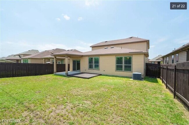 Foto del edificio - 4 br, 2.5 bath House - 1120 Strickling Dr