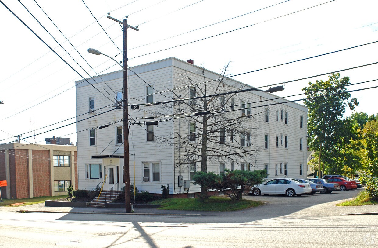 Building Photo - 270-274 Court St