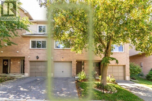 Photo du bâtiment - 26 Moss Blvd