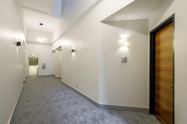 Building Photo - 500 Bryant St