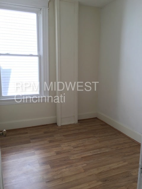 Building Photo - 440 Warner St