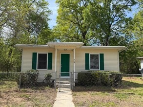 Building Photo - 110 South St