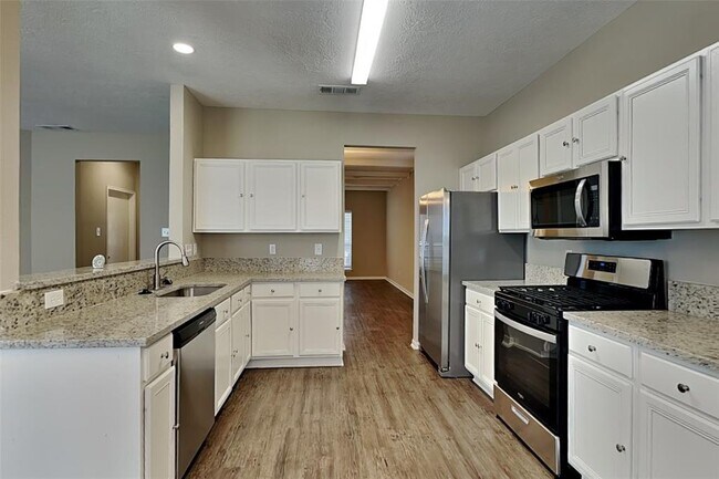 Building Photo - 14511 Cypress Falls Dr