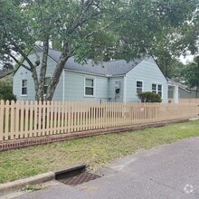 Building Photo - 4772 Churchill Rd