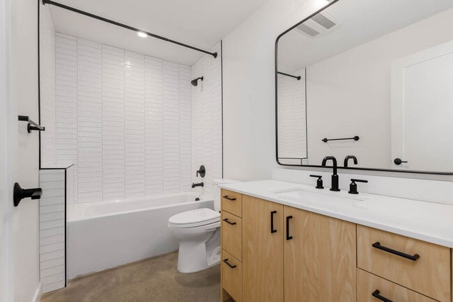Building Photo - Modern Queen Anne Retreat with Rooftop Deck & Designer Finishes
