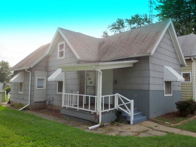 Primary Photo - 614 S Warren St