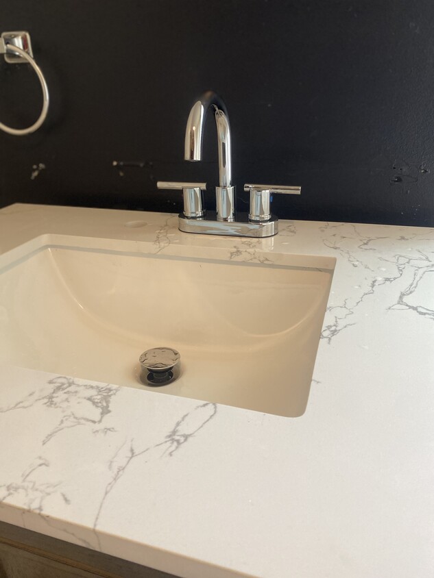 3rd floor bath - 217 Hamilton Ave