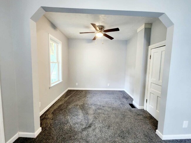 Foto del edificio - 353 N Forbes St