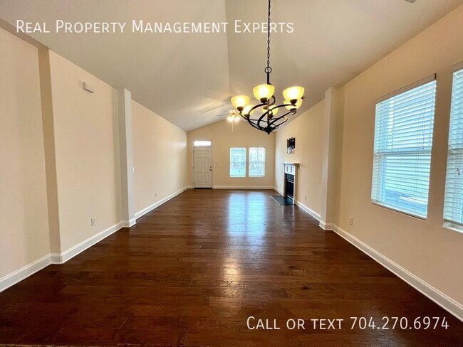 Foto del edificio - Beautiful Ranch 3BR & 2BA in Davidson!