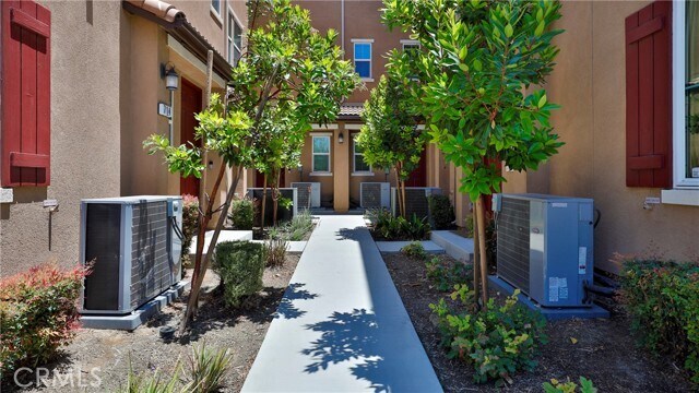 Foto del edificio - 712 N Ethan Way