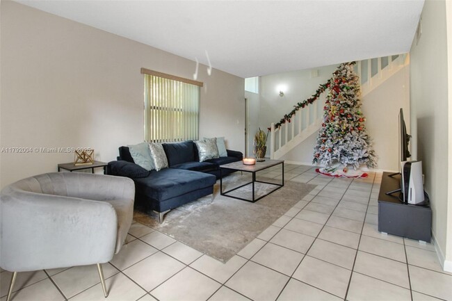 Foto del edificio - 10619 SW 113th Pl