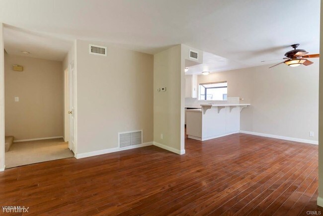 Building Photo - 26007 Alizia Canyon Dr