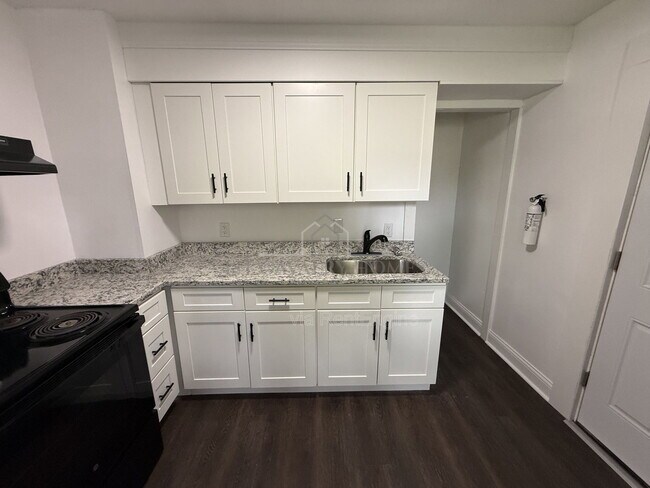 Foto del edificio - 778 Ravenswood St