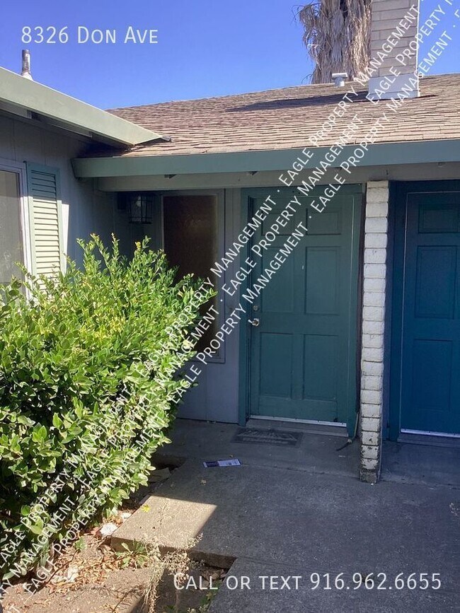 Building Photo - 3/2 updated property in Stockton