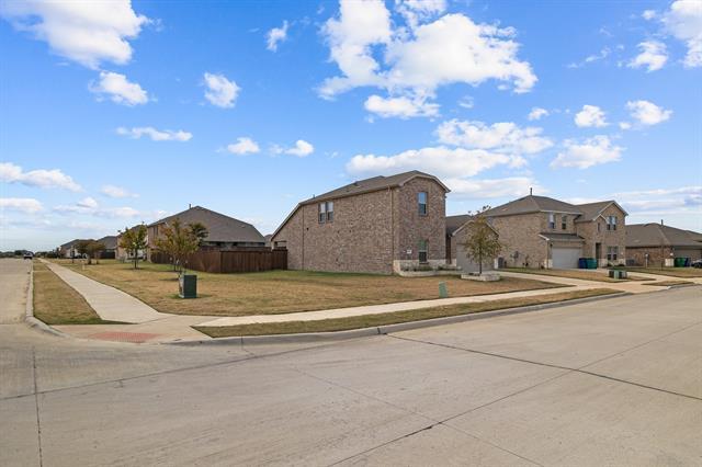 Building Photo - 6304 Bracken Dr