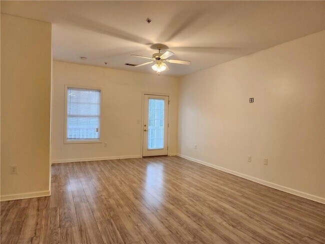 Foto del edificio - 7712 Autry Cir