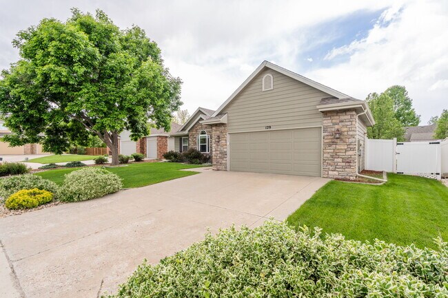 Foto del edificio - 129 53rd Ave