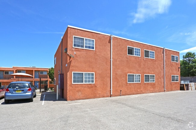 Foto del edificio - Casa Del Arroyo Apartments
