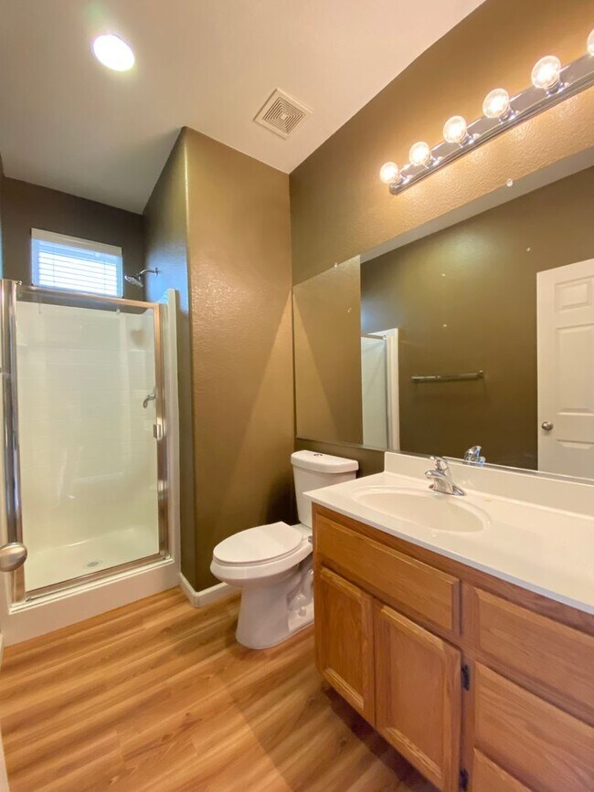 Foto del edificio - Coming Soon - Natomas 2/2 at Riverdale Nor...