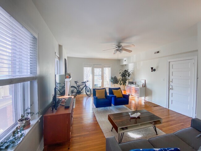 Foto del edificio - 3513 Wyandotte St