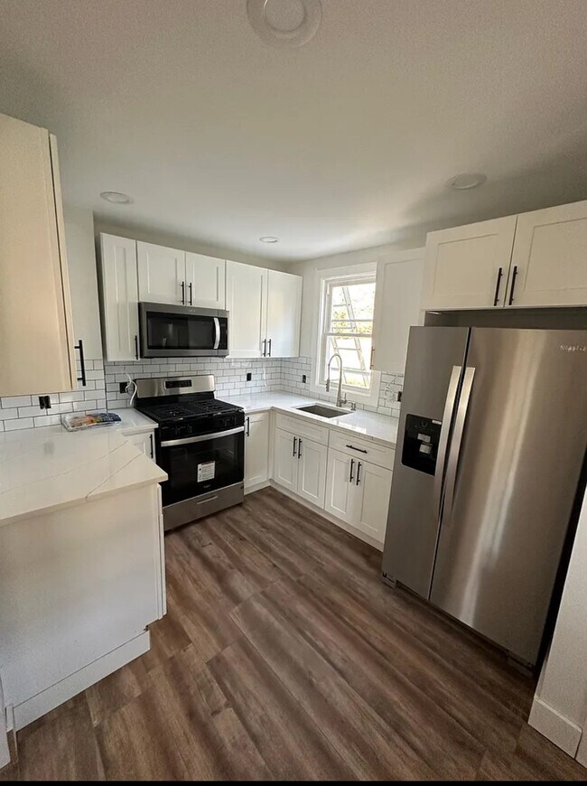 Building Photo - 58 N Auten Ave