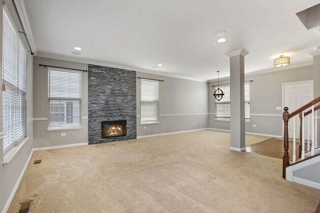Building Photo - 48 S Cornerstone Dr