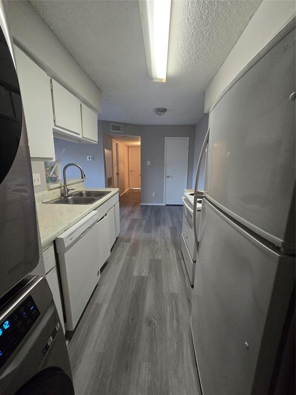 Building Photo - 12615 Brookglade Cir