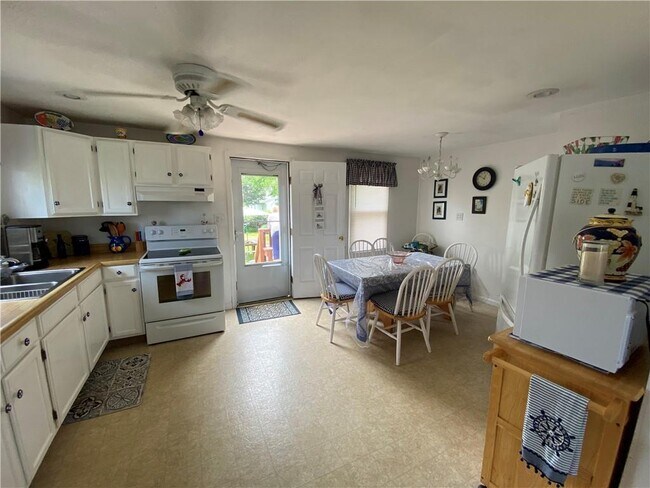 Building Photo - 64 Durkin Dr