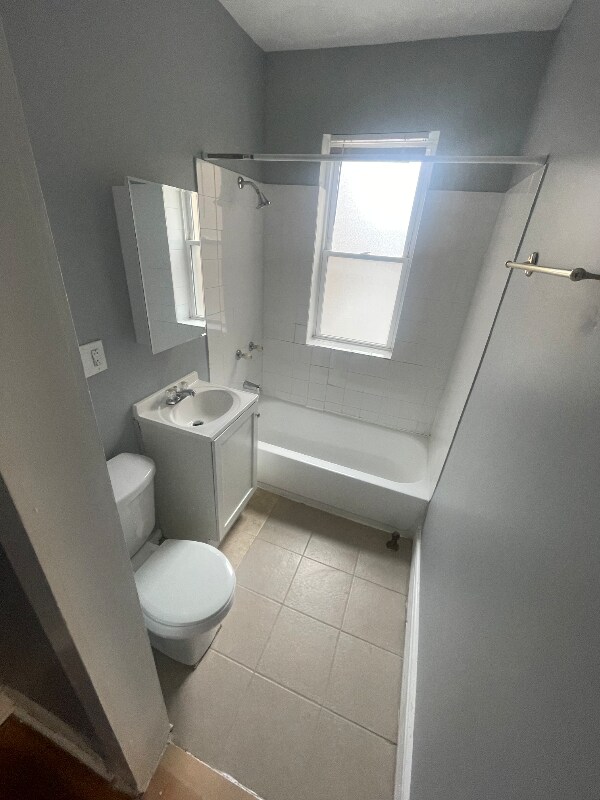 Foto del edificio - 358 W 74th St