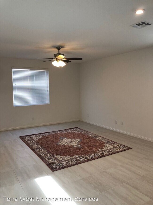 Foto del edificio - 3 br, 2.5 bath House - 10583 Sariah Skye Ave.