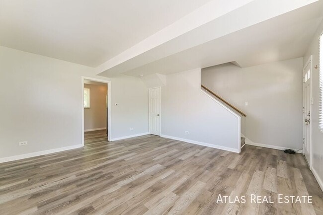 Photo - 1865 W Mosier Pl Apartment