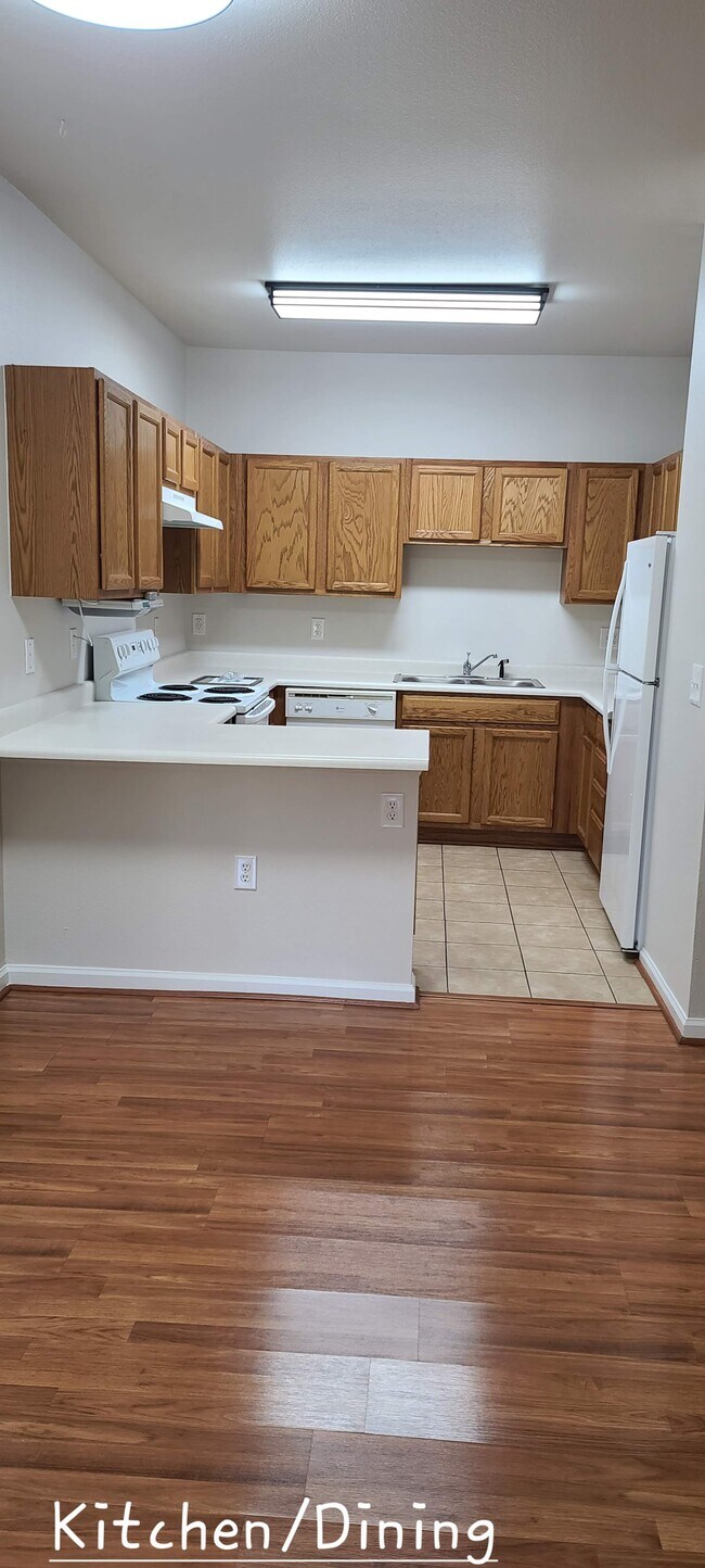 Kitchen - 18332 E Flora Dr