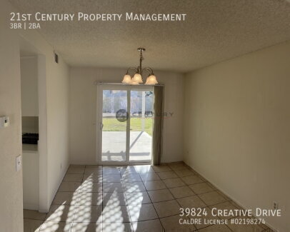 Foto del edificio - 39824 Creative Dr
