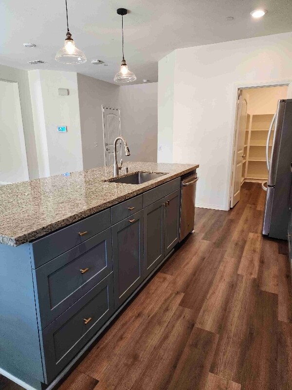 Foto del edificio - 26065 Plumcot Dr