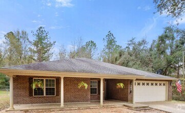 Building Photo - 143 Hazel Ln