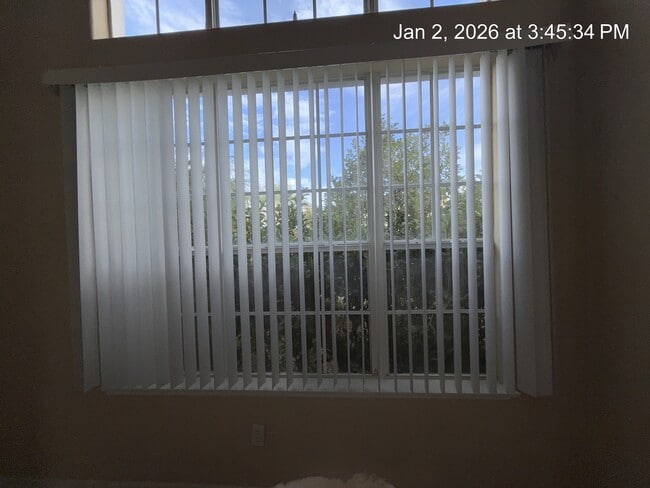 Foto del edificio - 2731 Sand Arbor Cir