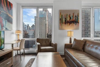 Building Photo - 605 W 42nd St