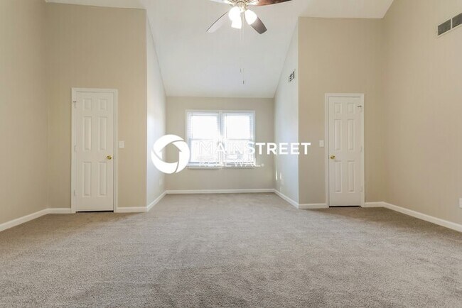 Foto del edificio - 4 Bedroom Pet-Friendly Home in Snellville, GA with Main Street Renewal