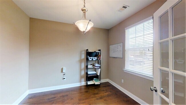 Foto del edificio - 509 Brantley Cove Cir
