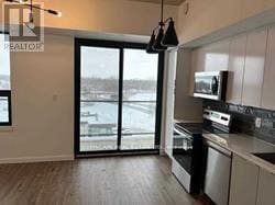 Building Photo - 7 Erie Ave