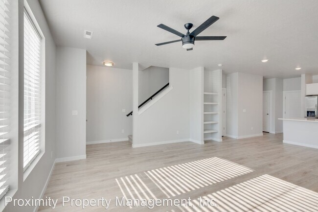 Building Photo - 3 br, 2.5 bath House - 306 S Echo Canyon Ave
