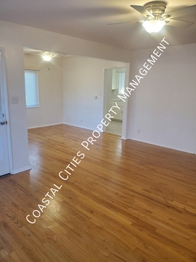 Foto del edificio - 4408 Ostrom Ave