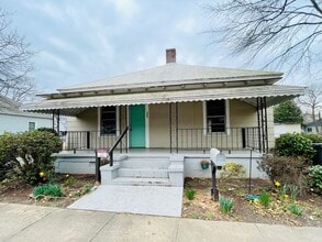 Building Photo - 355 Arch St
