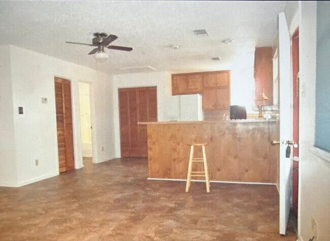 Foto del edificio - 210 Moss Oak Rd