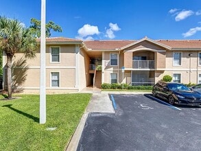 Building Photo - 8255 Ibis Club Dr