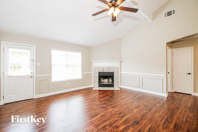 Foto del edificio - 3220 Fountain Pkwy