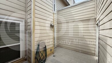 Building Photo - 5505 Live Oak St